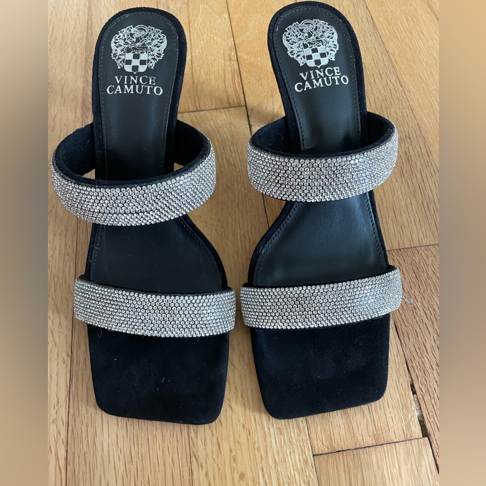 Vince Camuto Aslee Heel